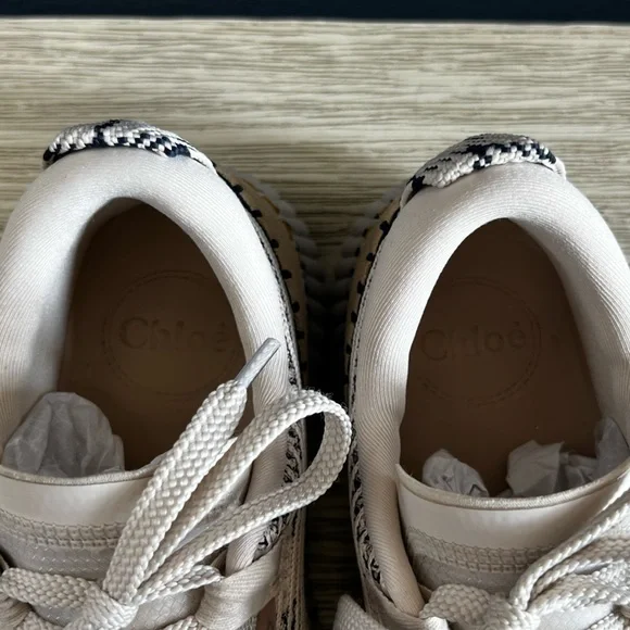 ✨CHLOE✨EXCELLENT CONDITION✨AVAILABLE NOW @ SAKS $895✨Nama Mixed Media Platform - Picture 13 of 13